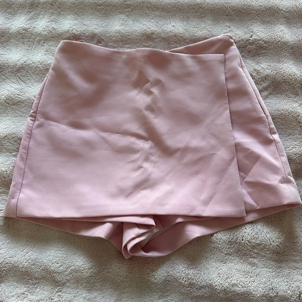 Zara Light Pink Women's Skorts